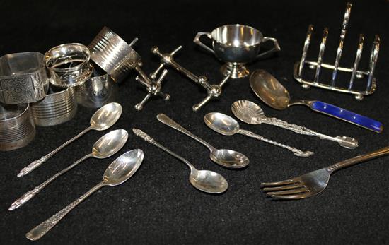 Assorted small silverwares